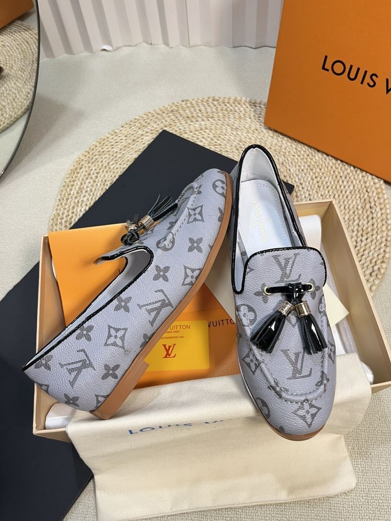 Louis Vuitton Low Shoes